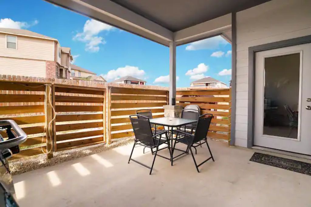 Photo of Patio Balcony in Converse