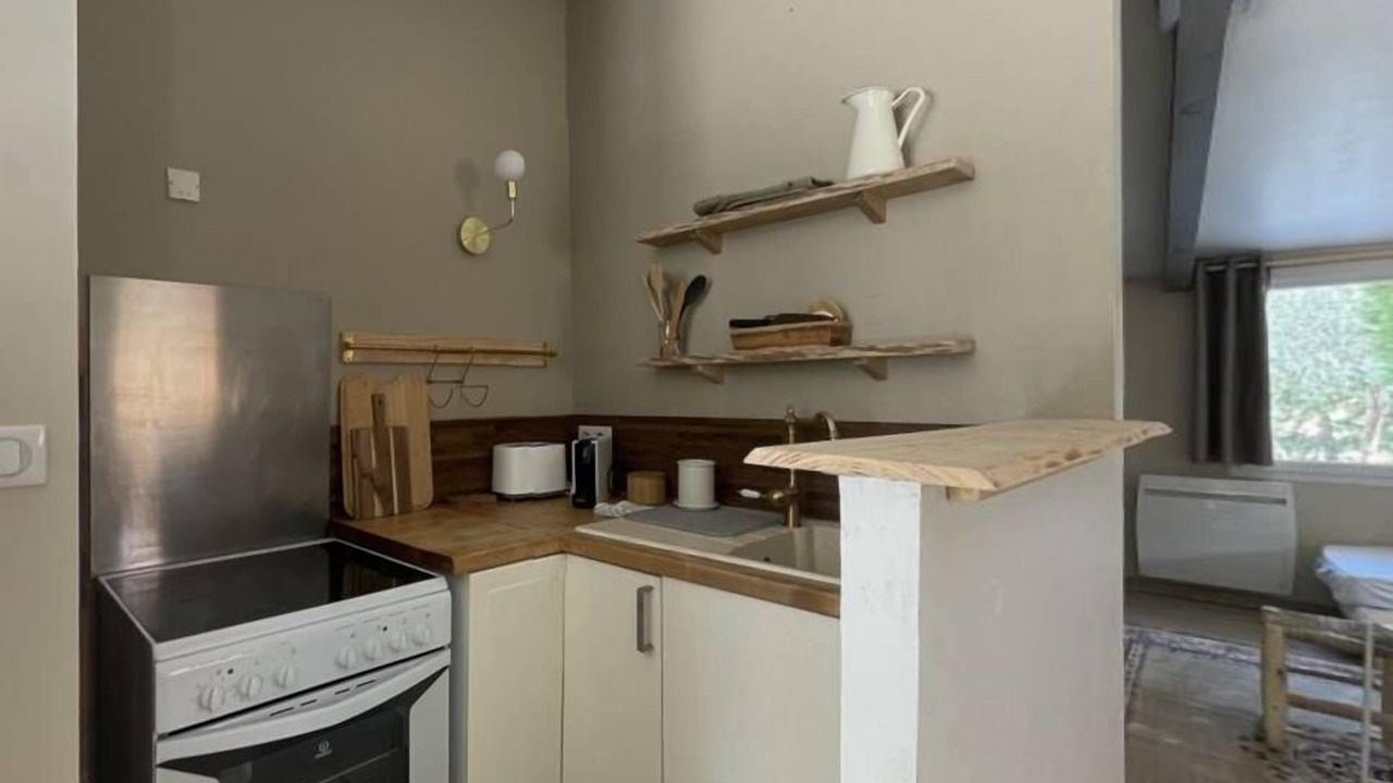 Photo of Kitchen in Lamotte-du-Rhone