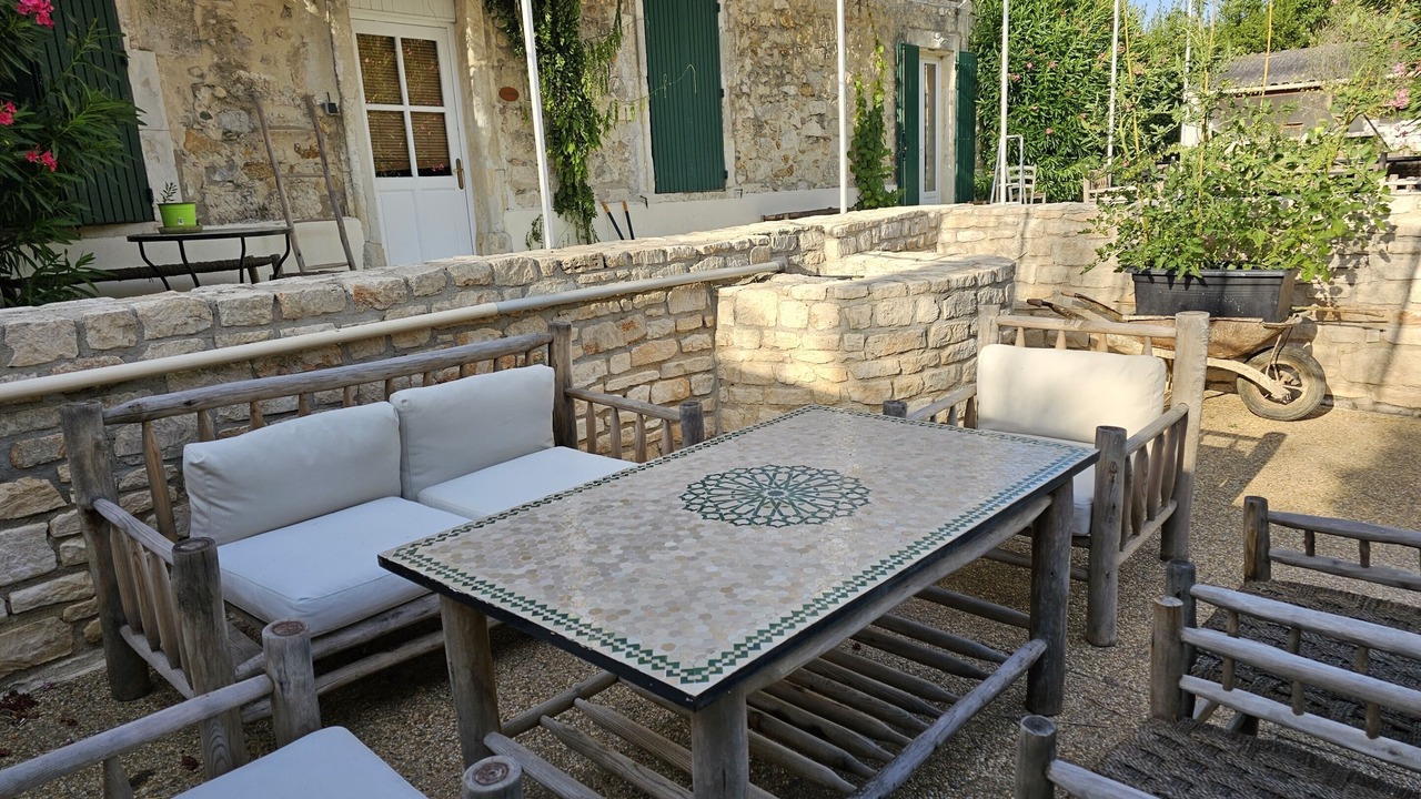 Photo of Outdoor in Lamotte-du-Rhone