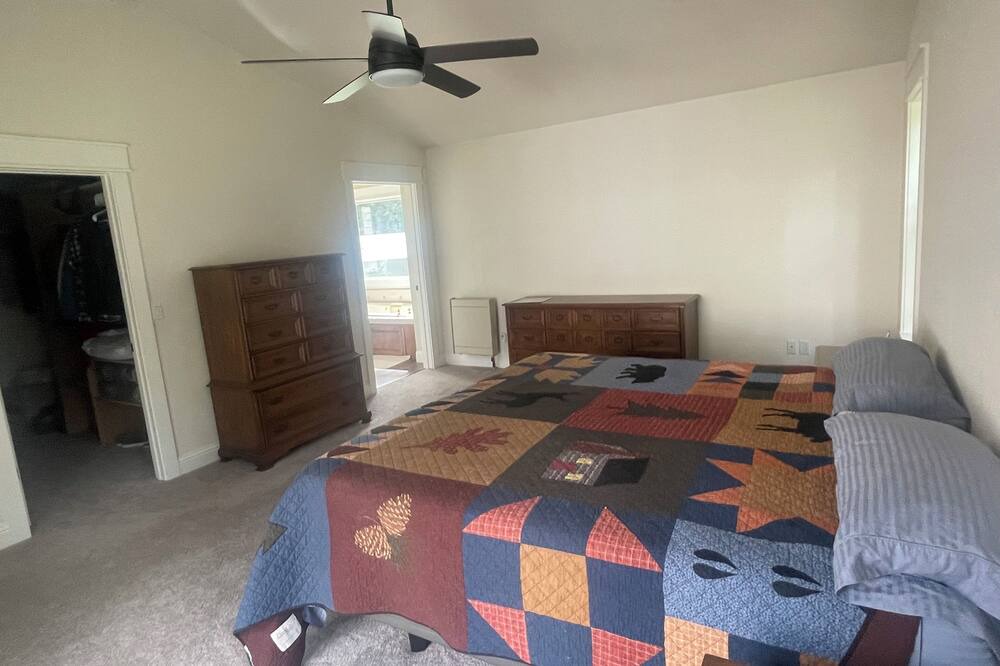 Photo of Bedroom in Sagle