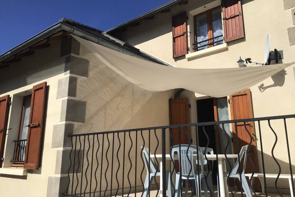 Photo of Outdoor in Lascelle