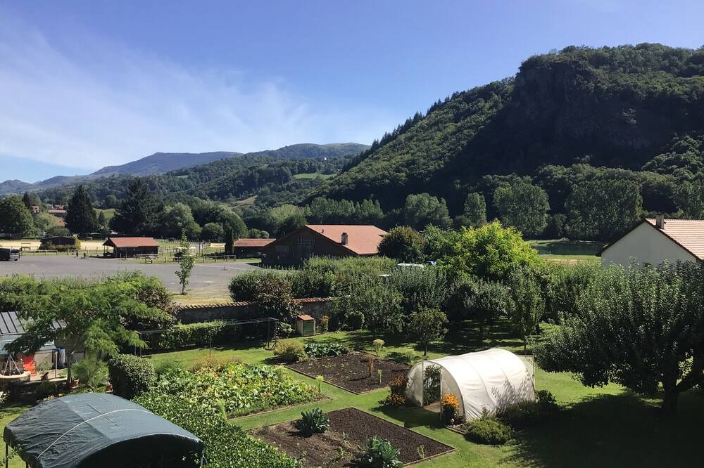 Photo of Outdoor in Lascelle