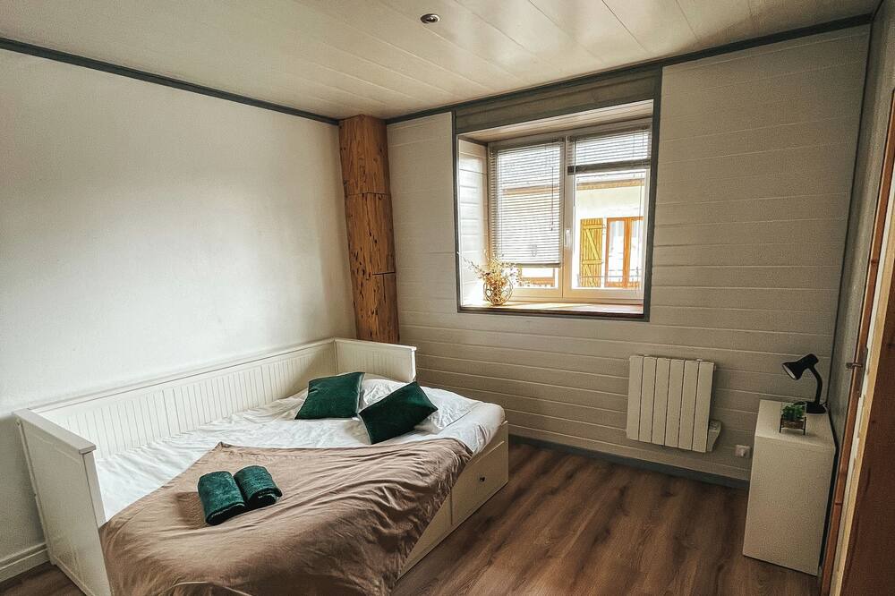 Photo of Bedroom in Clarafond-Arcine