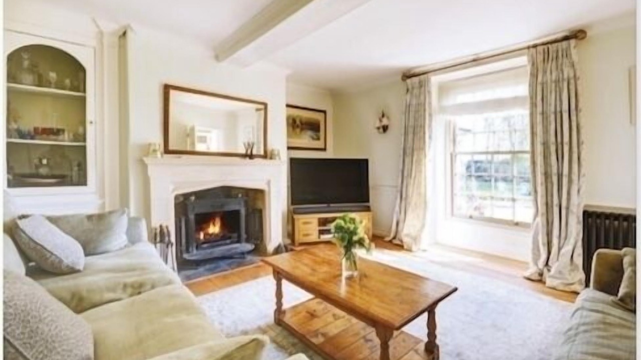 Photo of Livingroom in Alvescot