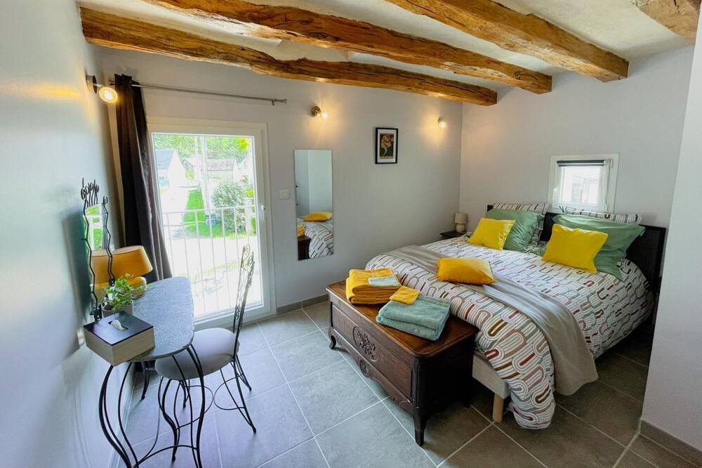 Photo of Bedroom in Saint-Paterne-Racan