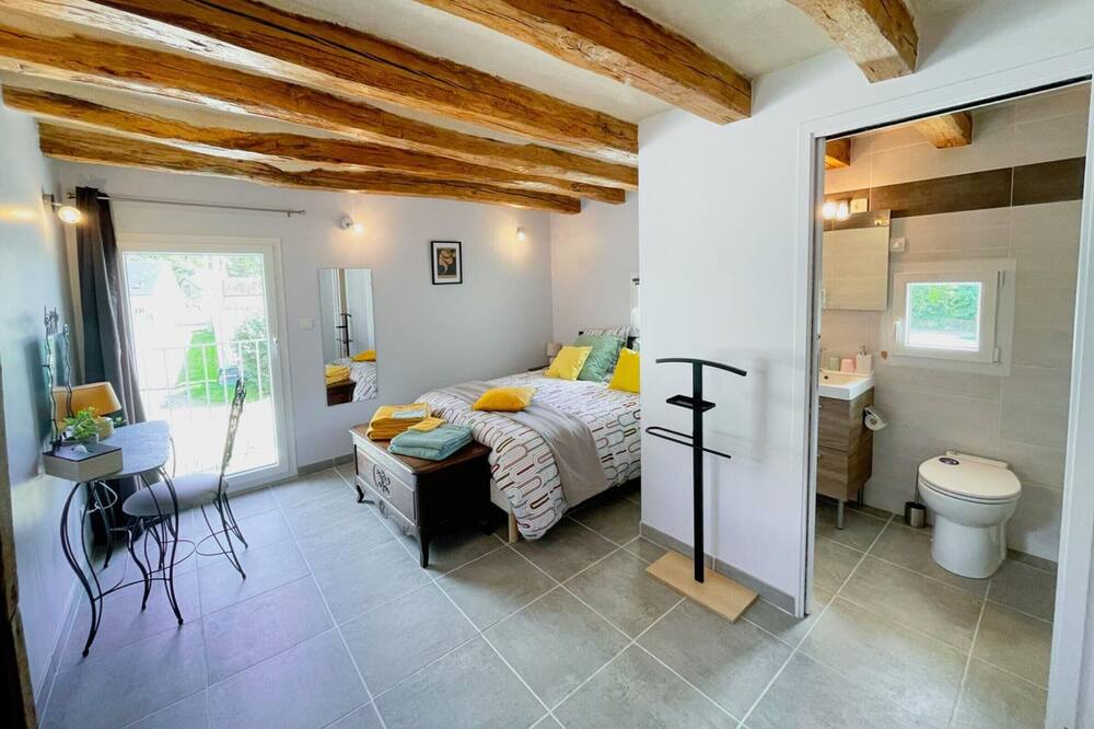 Photo of Bedroom in Saint-Paterne-Racan