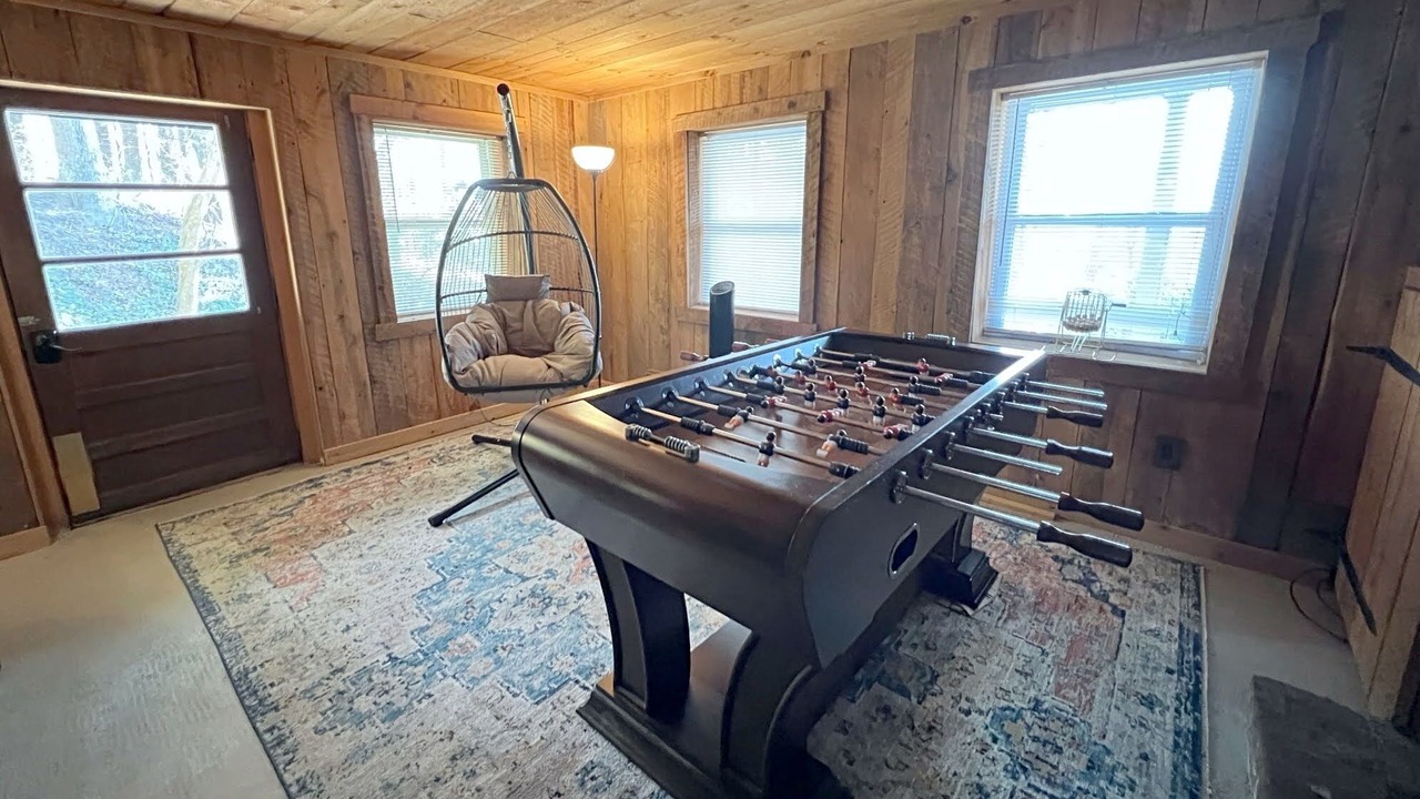Photo of Bedroom in Burks Fork