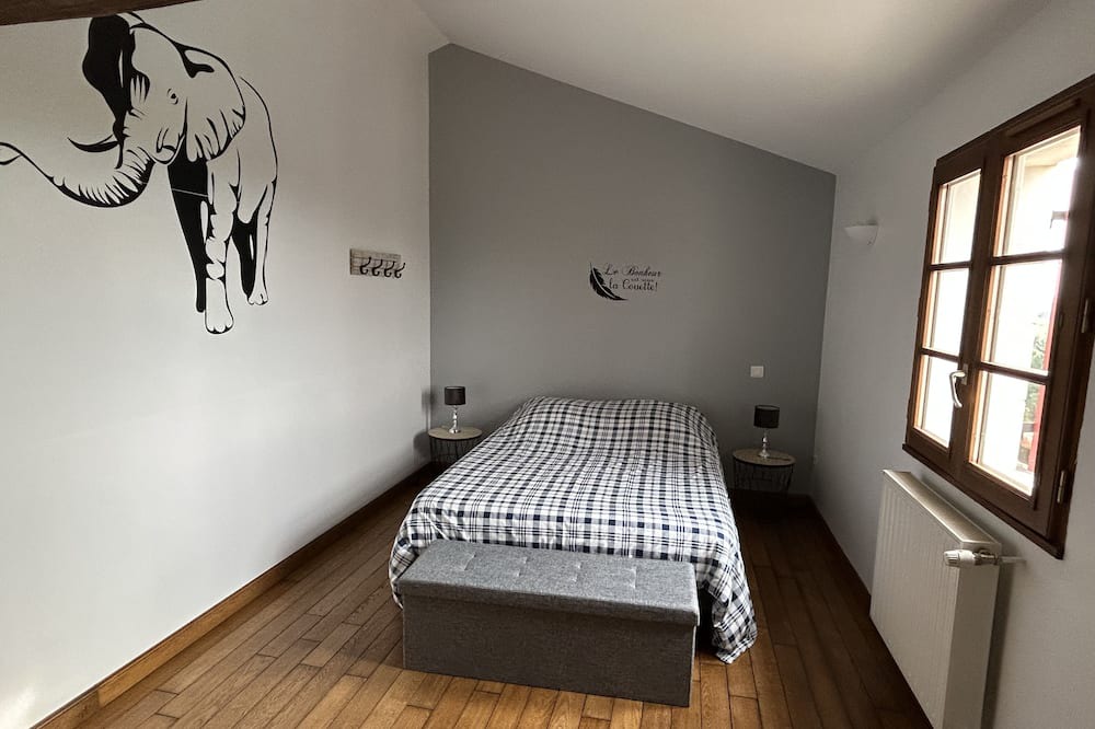 Photo of Bedroom in Saint-Michel-Mont-Mercure