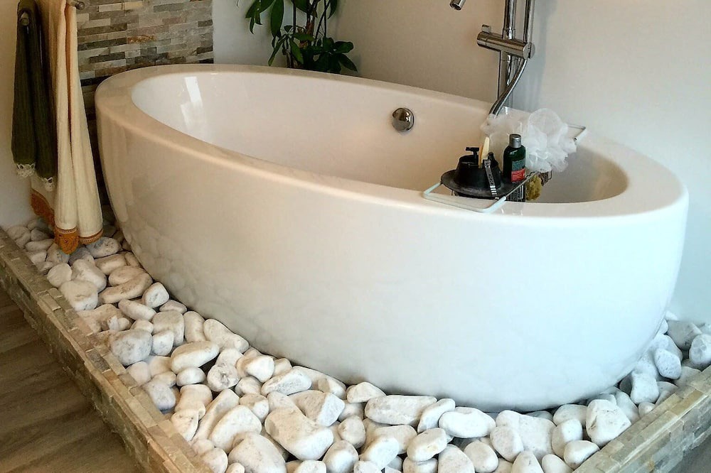 Photo of Bathroom in La Perriere