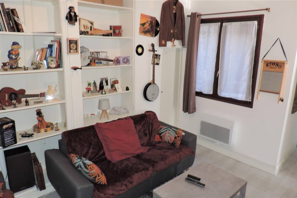 Photo of Livingroom in Joigny