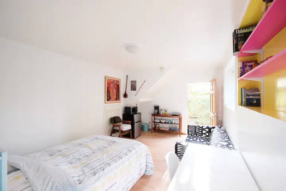 Photo of Bedroom in Berkeley Hills