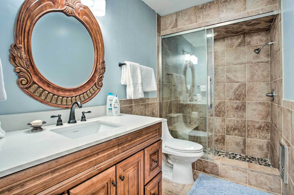 Photo of Bathroom in Enid