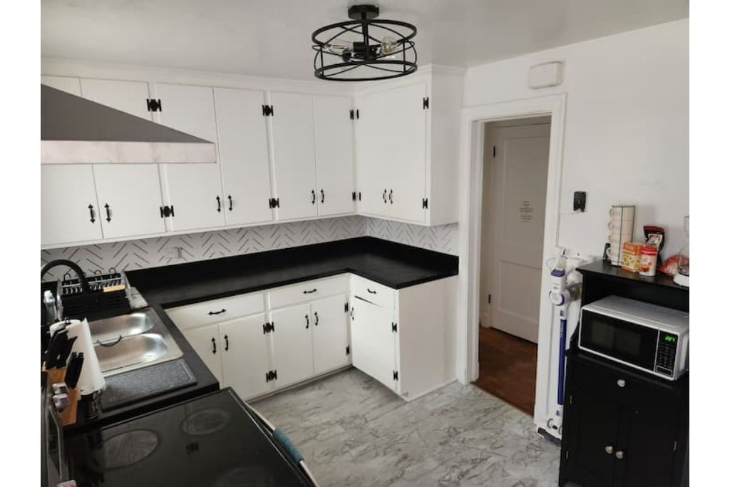 Photo of Kitchen in Barracks Rugby