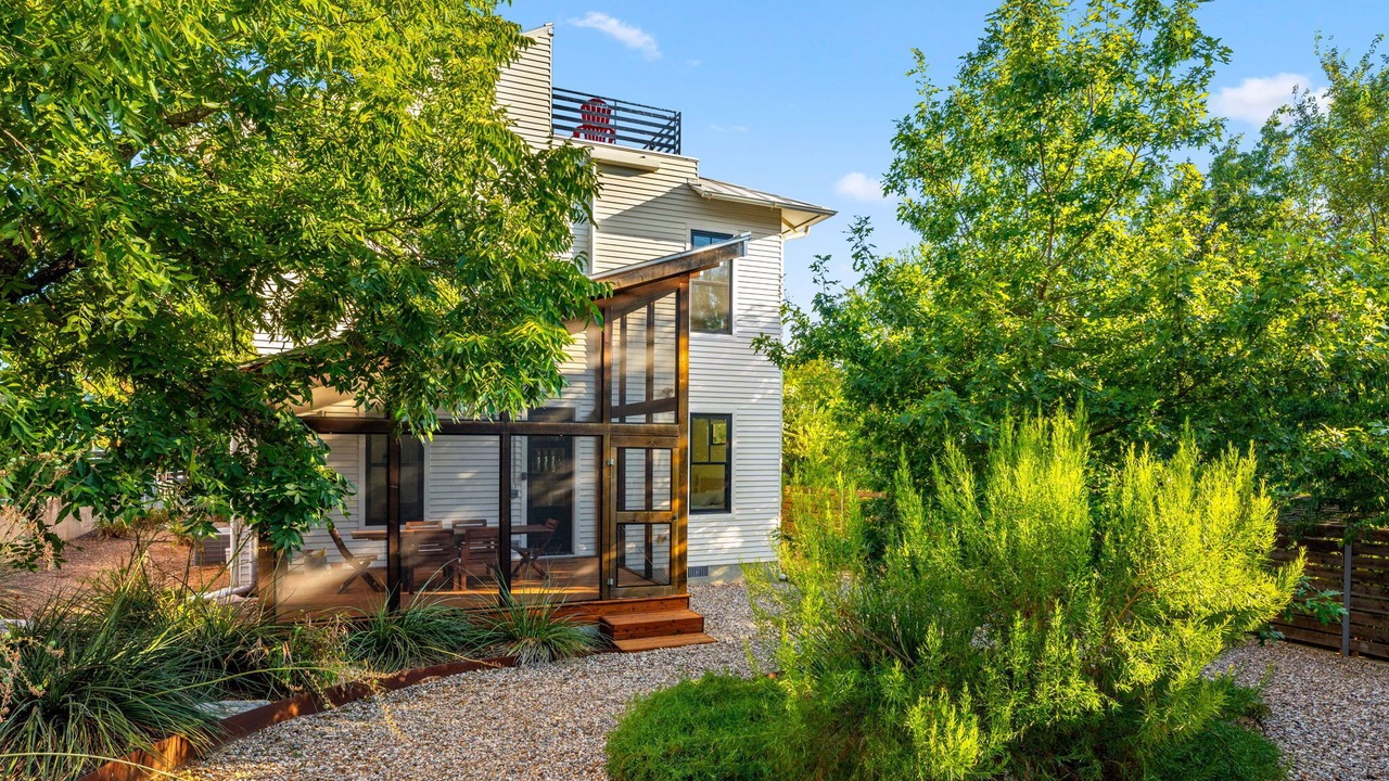 Photo of Outdoor in Foster Heights