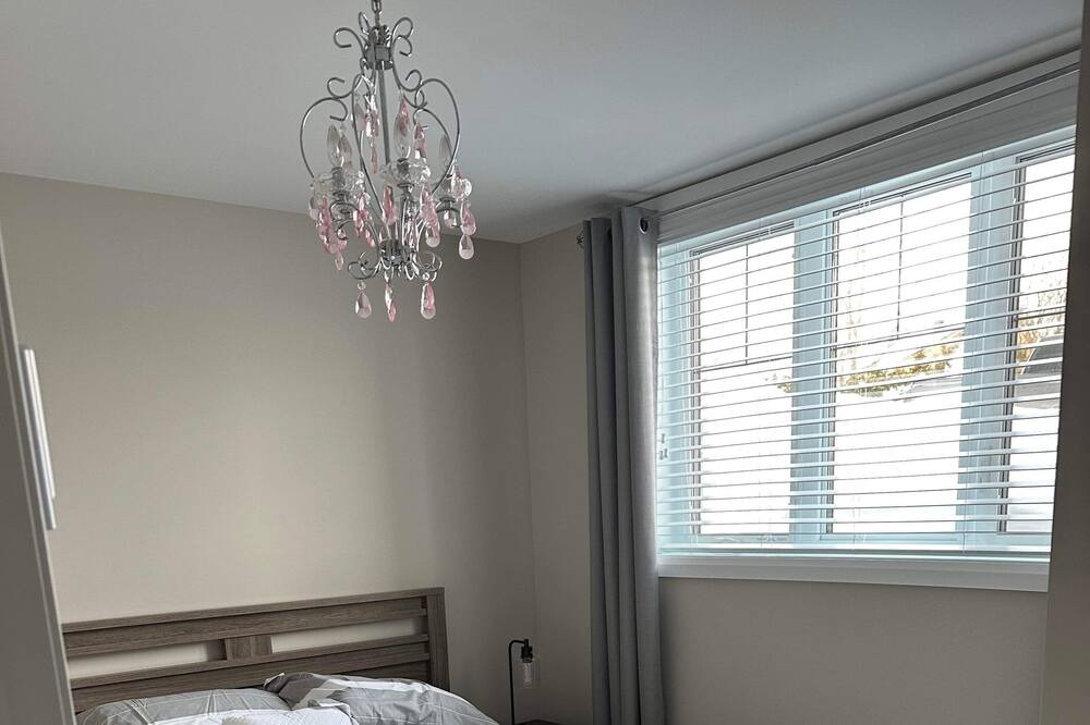 Photo of Bedroom in Saint-Emile