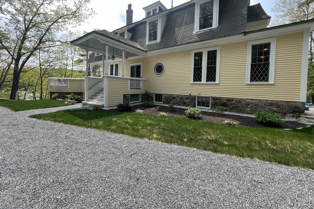 Photo of Outdoor in Holderness