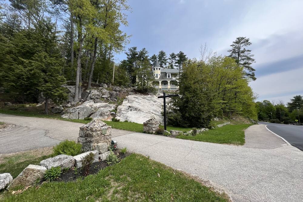 Photo of Outdoor in Holderness