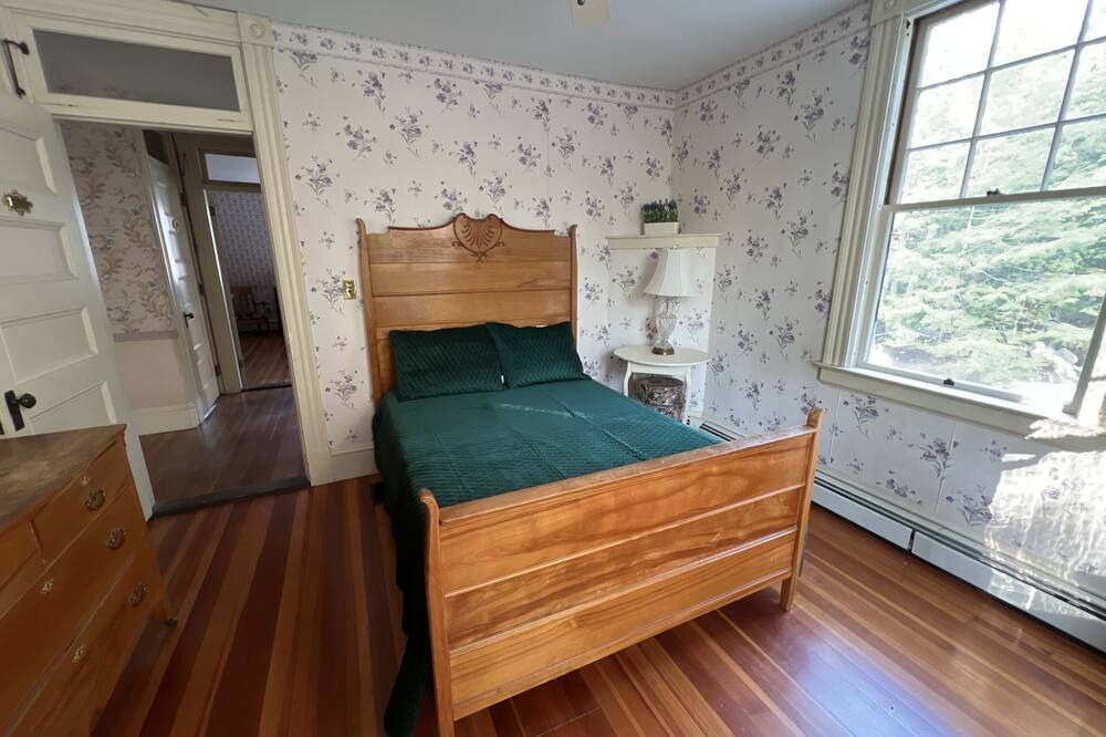 Photo of Bedroom in Holderness