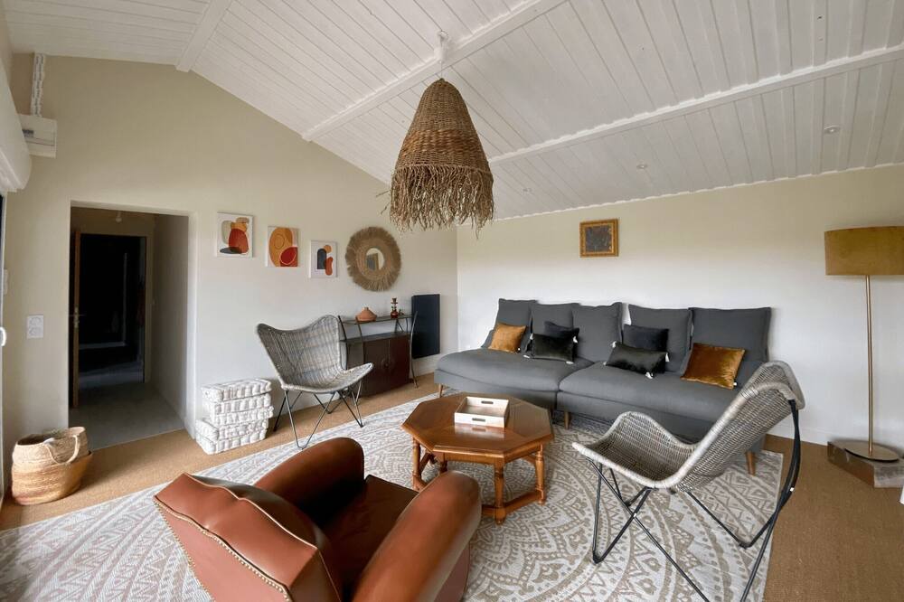 Photo of Livingroom in Sainte-Marie-de-Re