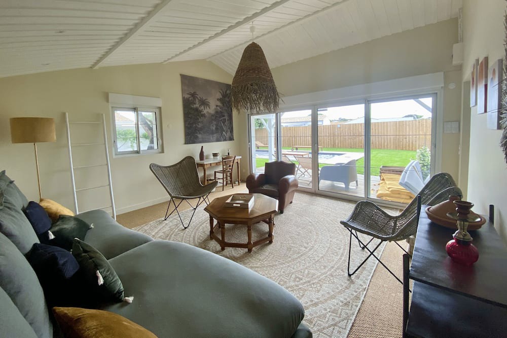 Photo of Livingroom in Sainte-Marie-de-Re