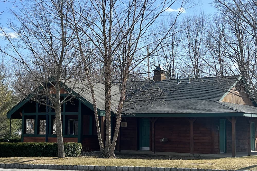 Photo of Outdoor in Highland Lakes