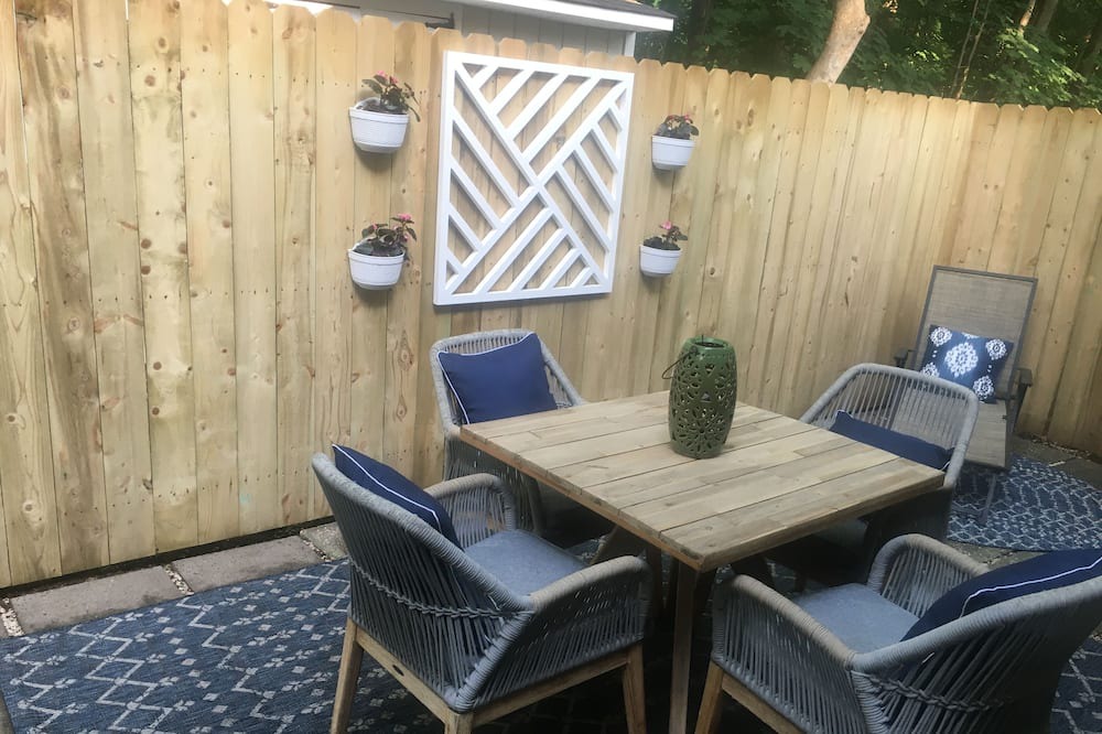 Photo of Outdoor in Oakdale