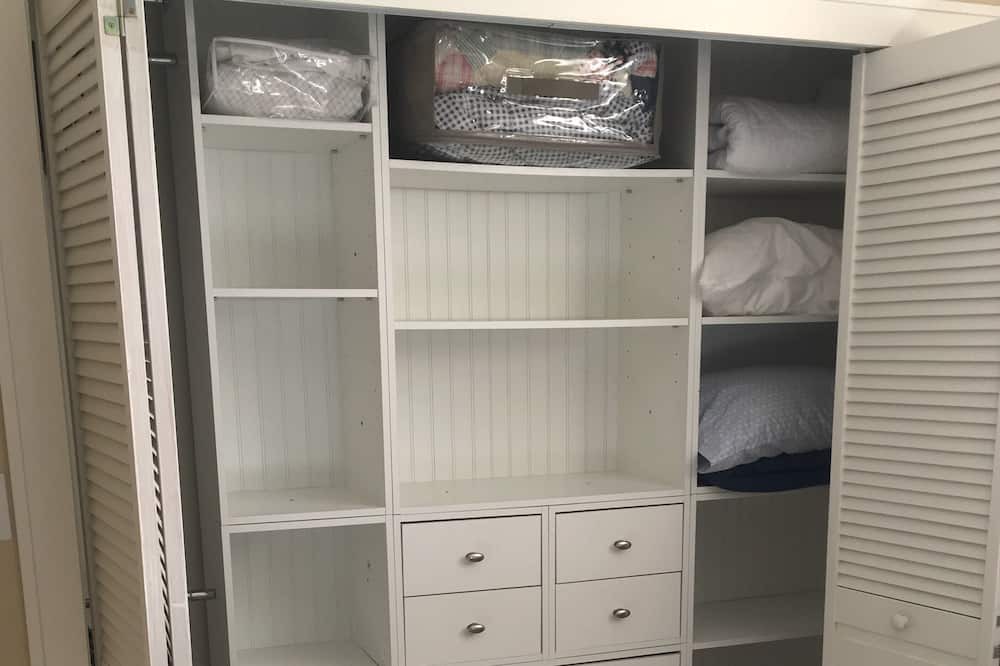 Photo of Others in Oakdale