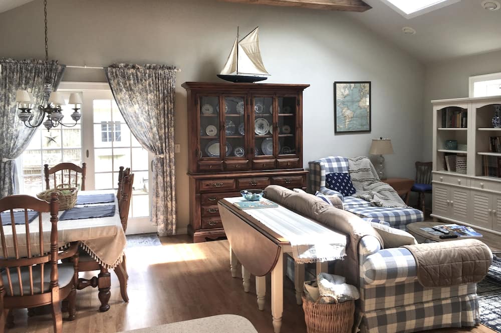 Photo of Others in Oakdale