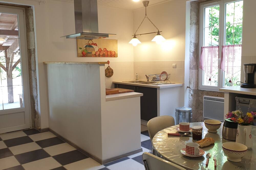 Photo of Kitchen in Lacour