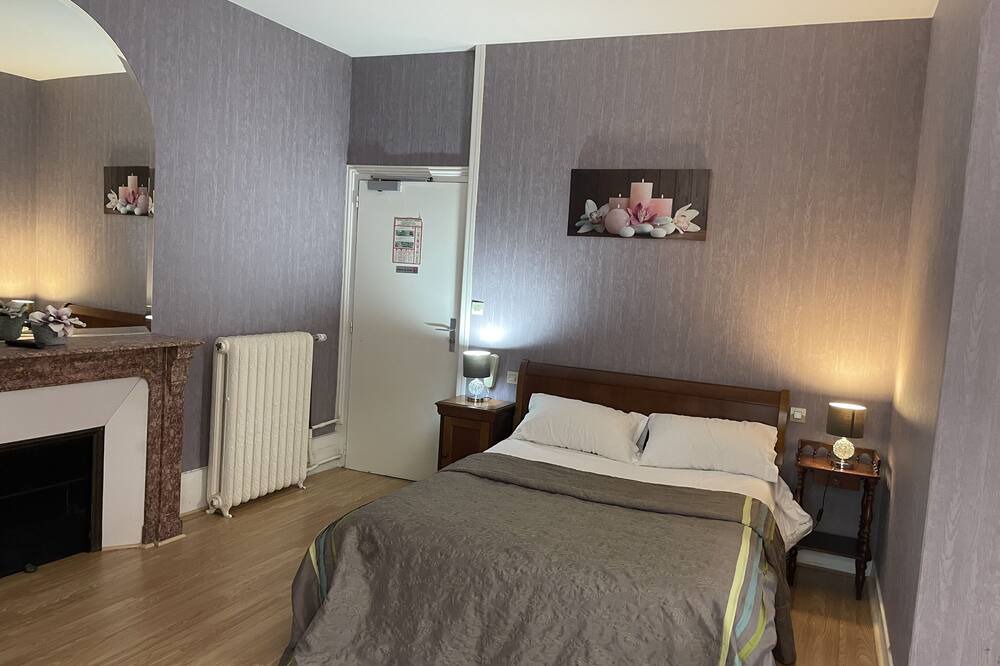 Photo of Bedroom in Gien