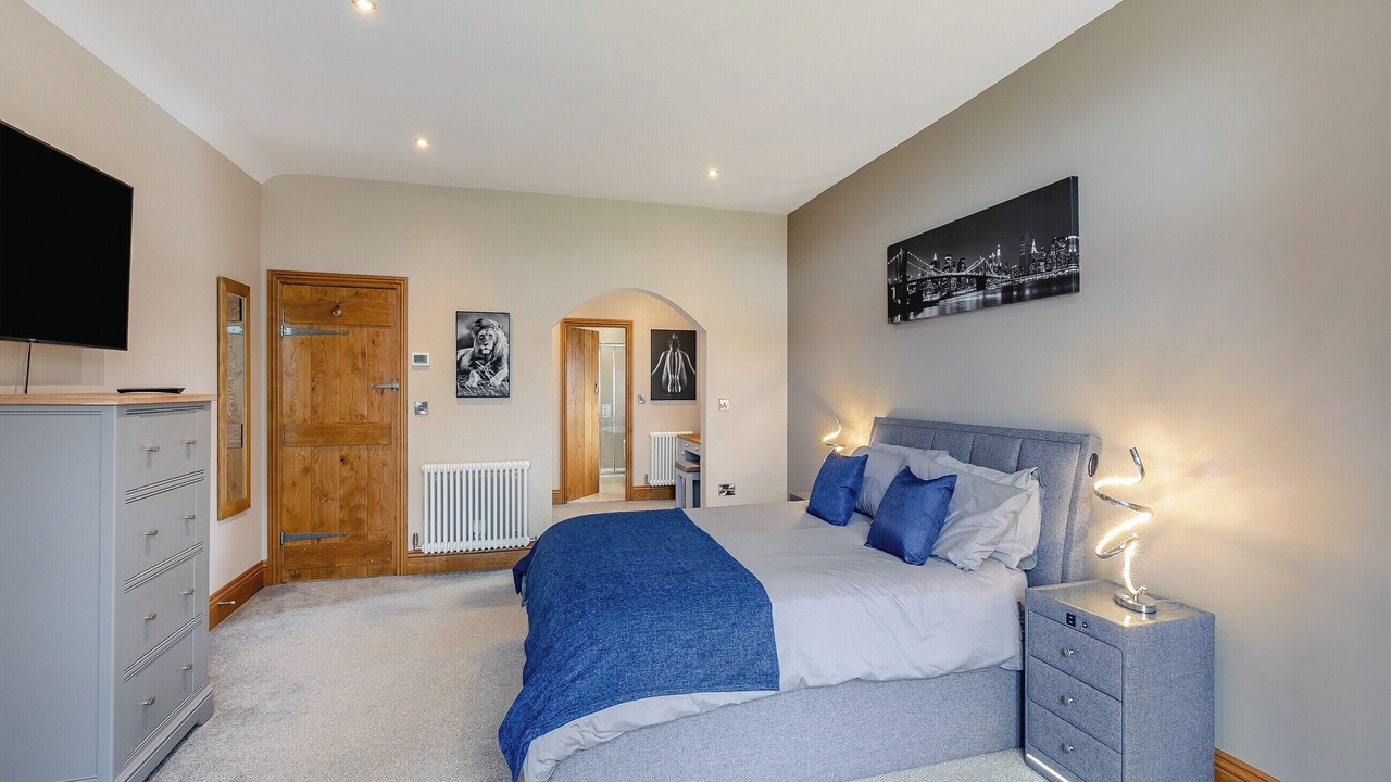 Photo of Others in Ashover