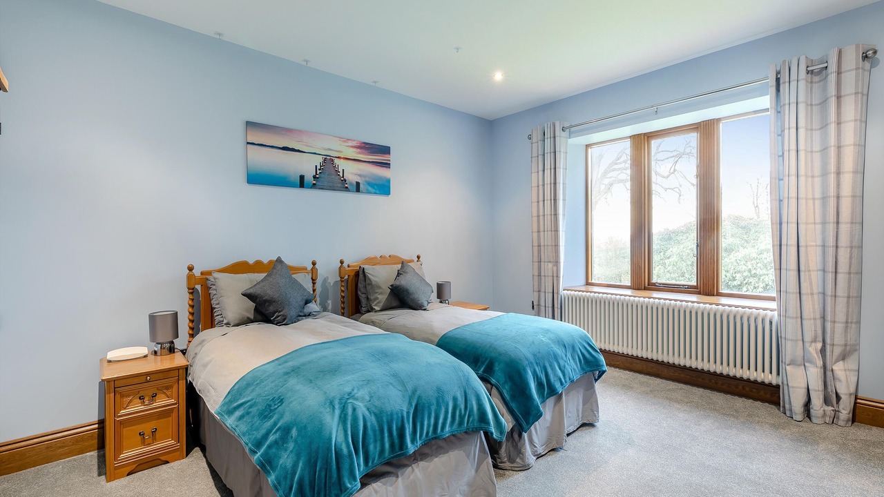 Photo of Others in Ashover