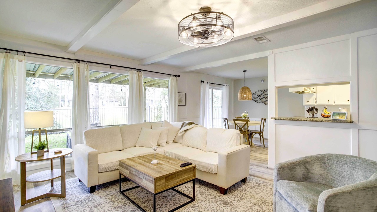 Photo of Livingroom in Panorama Village