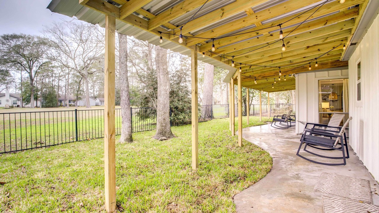 Photo of Patio Balcony in Panorama Village