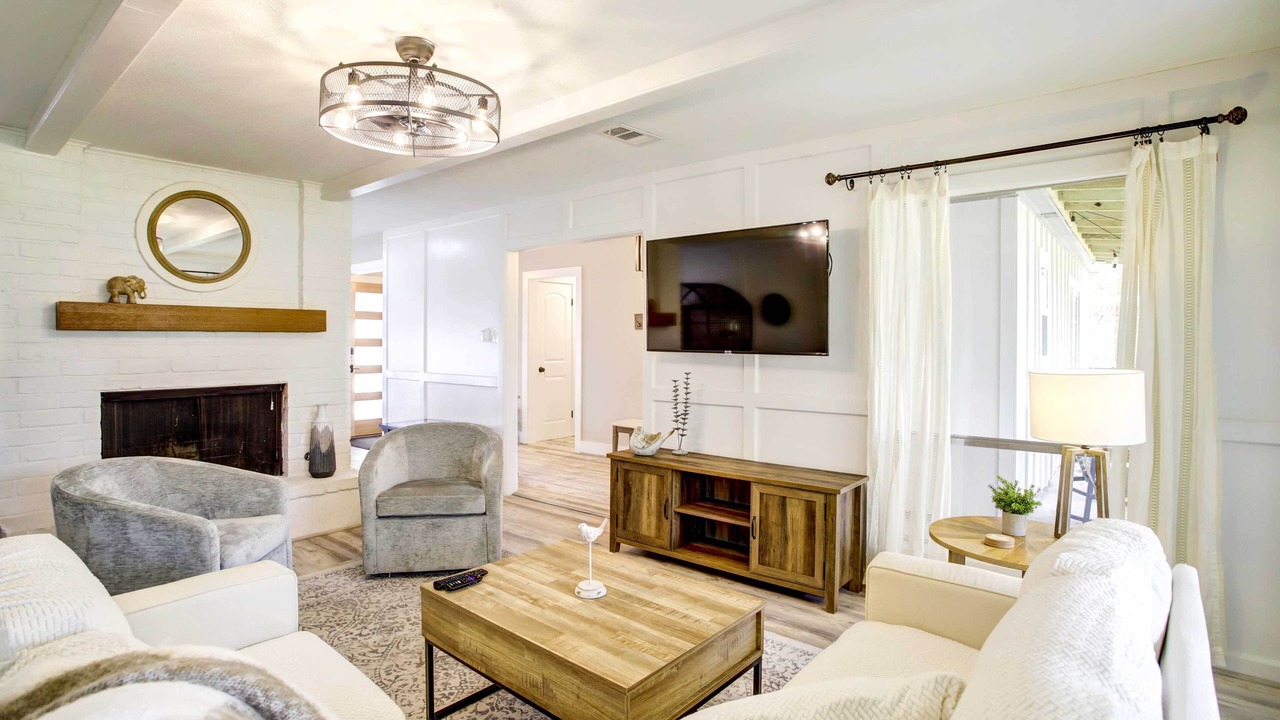 Photo of Livingroom in Panorama Village