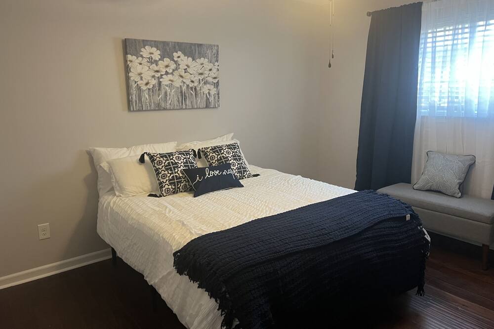 Photo of Bedroom in Millington