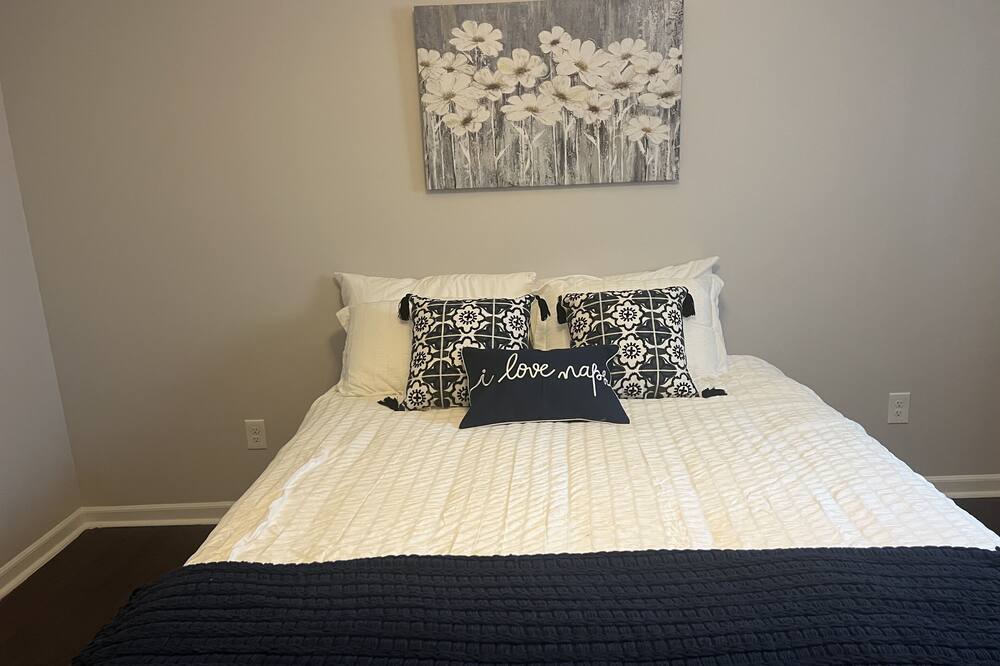Photo of Bedroom in Millington