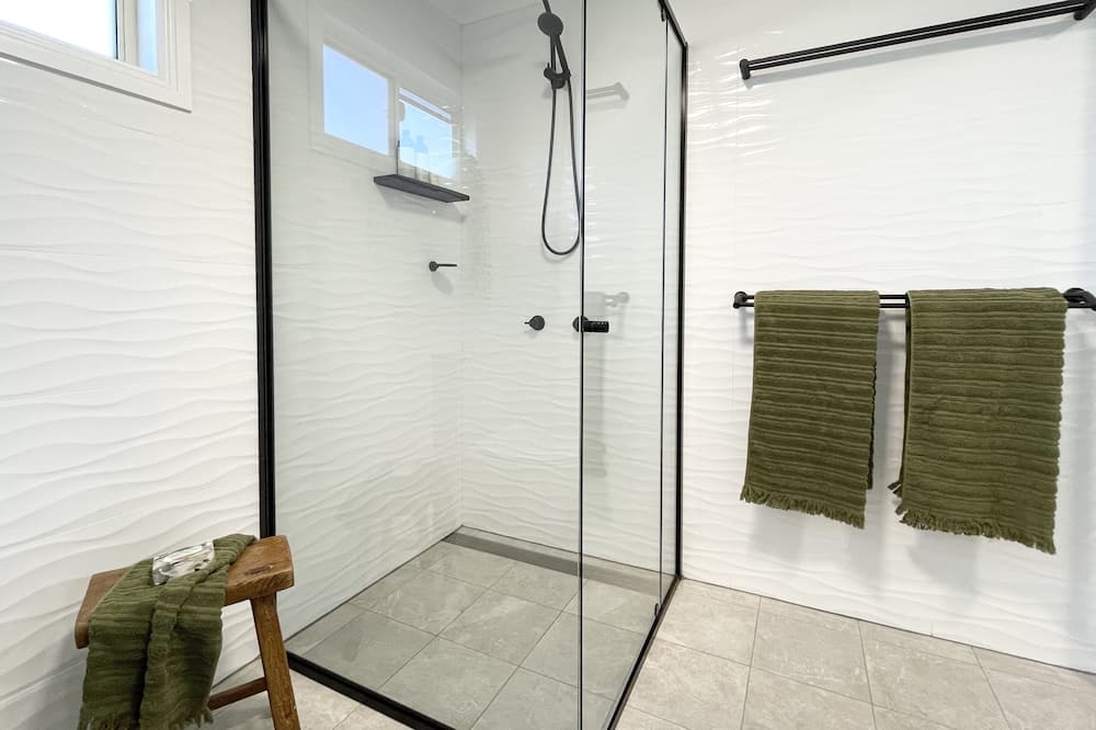 Photo of Bathroom in Singleton