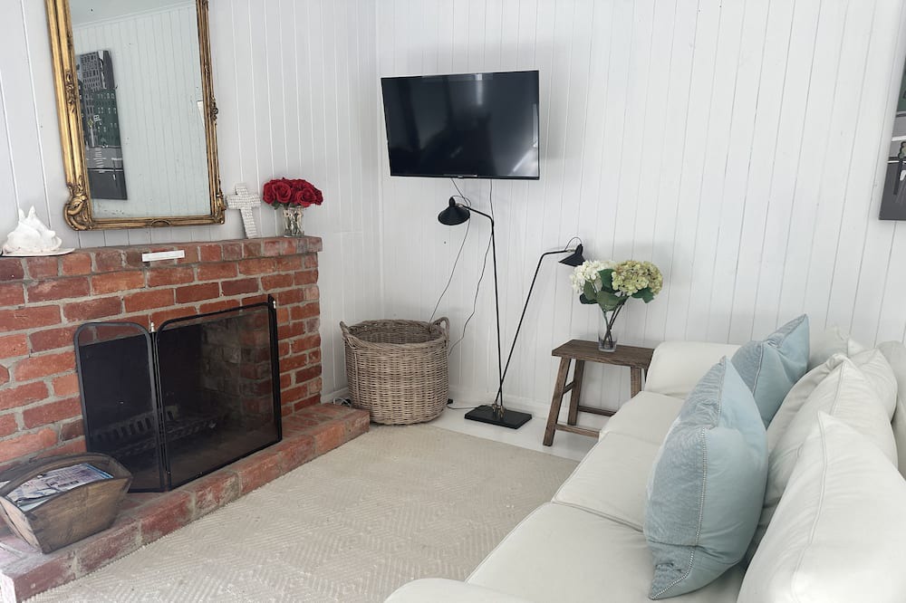 Photo of Livingroom in Cape Bridgewater