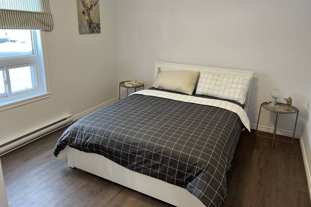 Photo of Bedroom in Paine-Sec