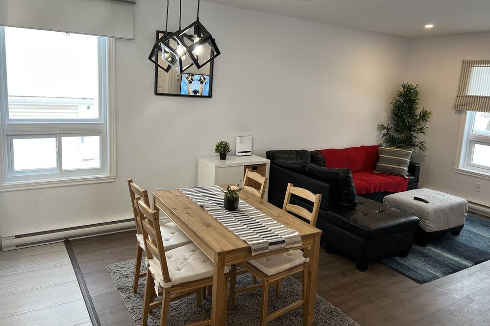 Photo of Livingroom in Paine-Sec