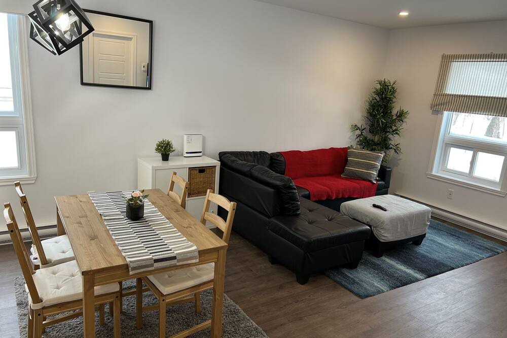 Photo of Livingroom in Paine-Sec
