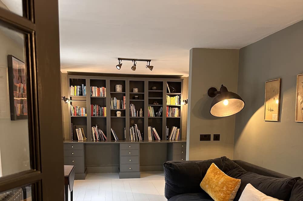 Photo of Others in East Ashling