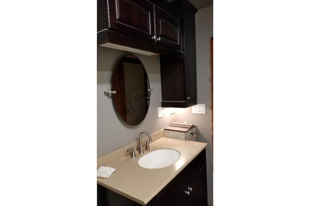 Photo of Bathroom in Hermitage