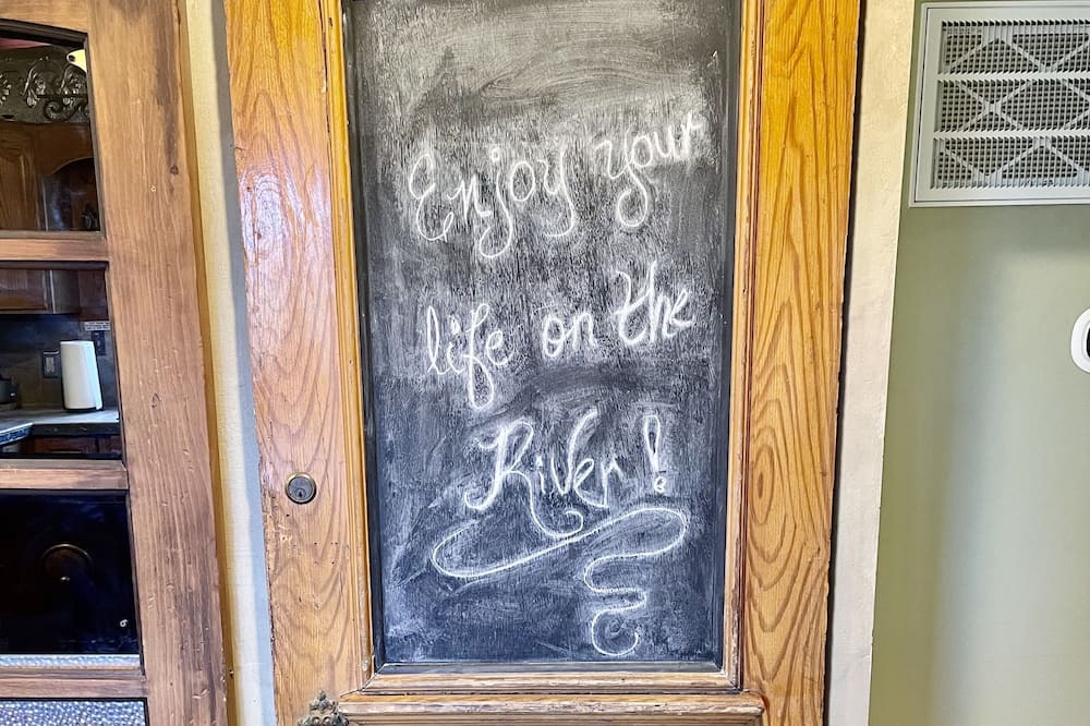 Photo of Others in Mammoth Spring