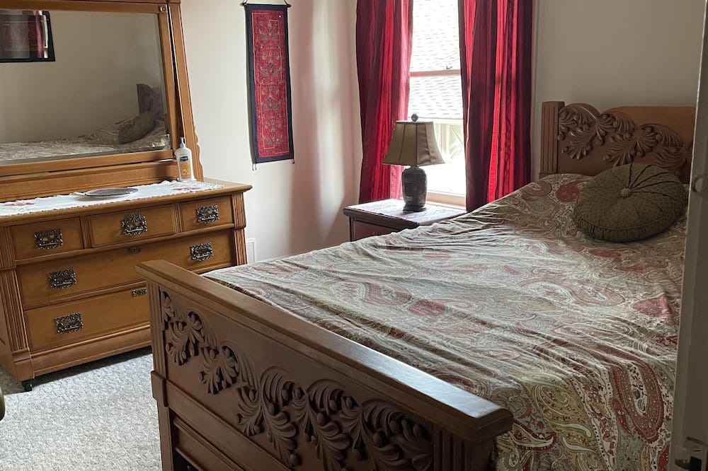 Photo of Bedroom in Irvington