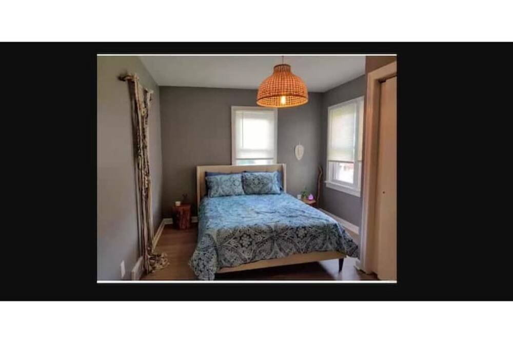 Photo of Bedroom in Hermann