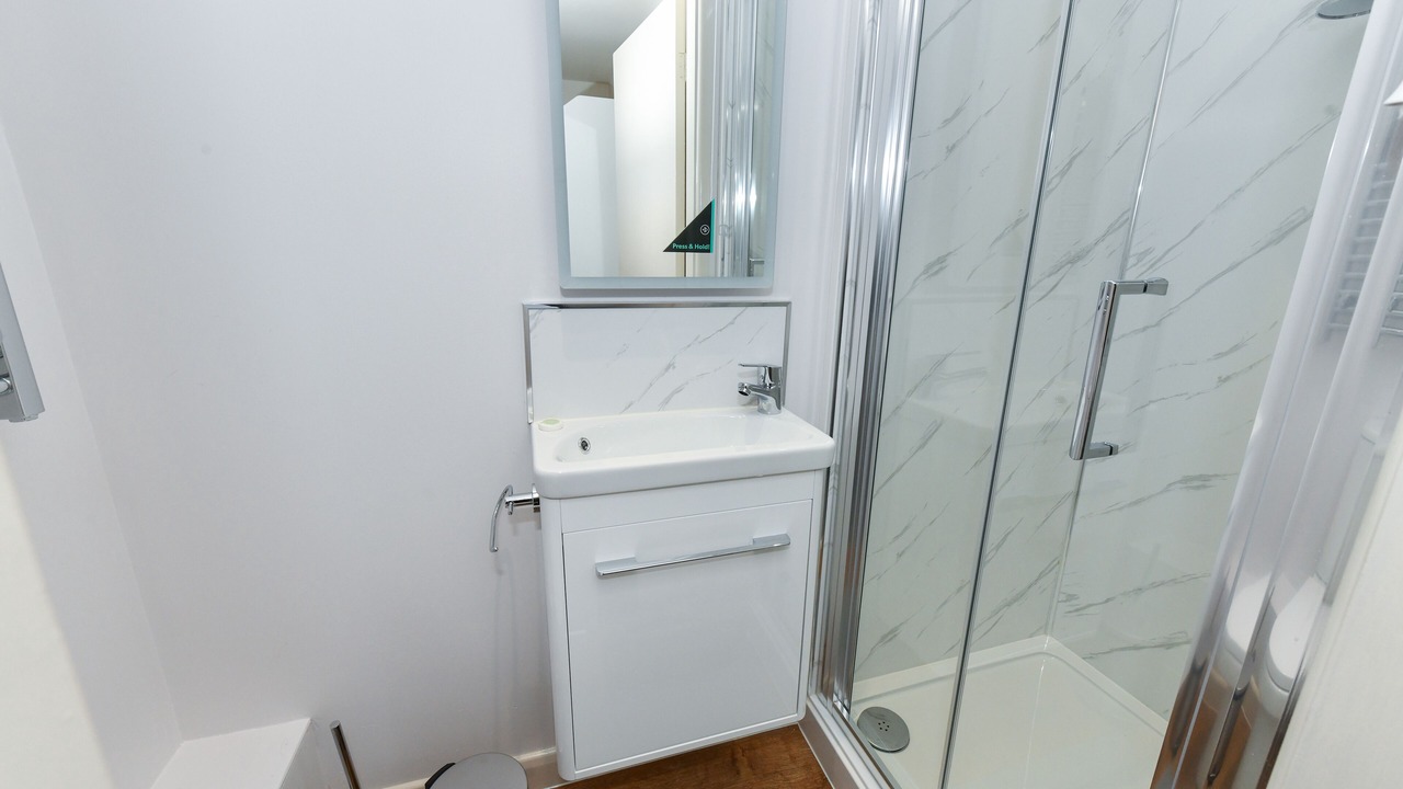 Photo of Bathroom in Newark