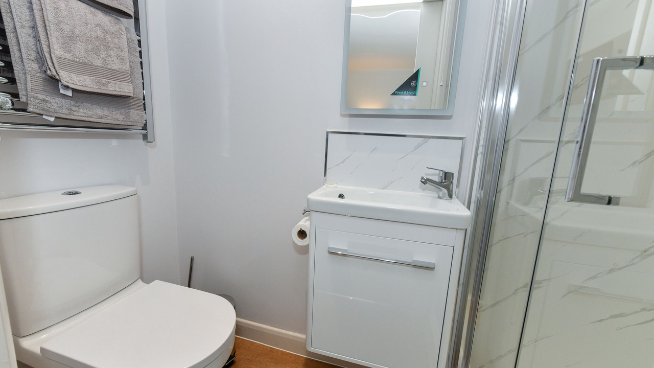 Photo of Bathroom in Newark