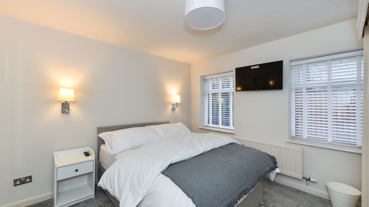 Photo of Bedroom in Newark